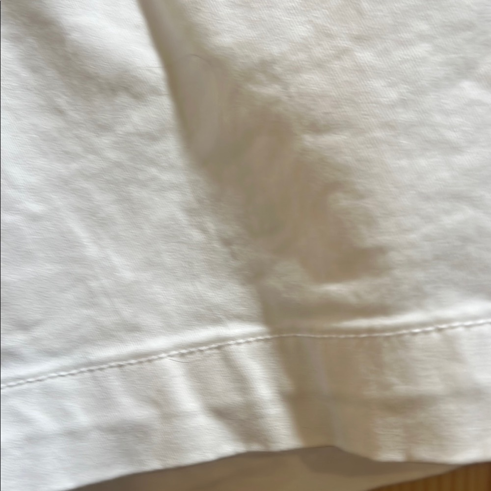 Crown & Ivy White Tailored ladies shorts - Picture 5 of 8